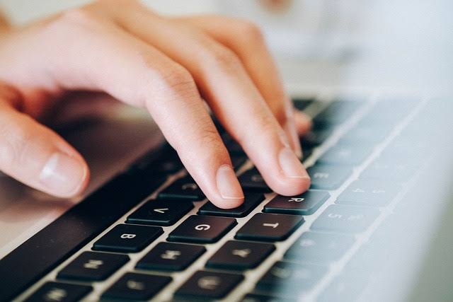 Hire Remote Content Writer