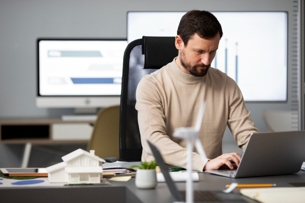 Hire Remote Project Manager